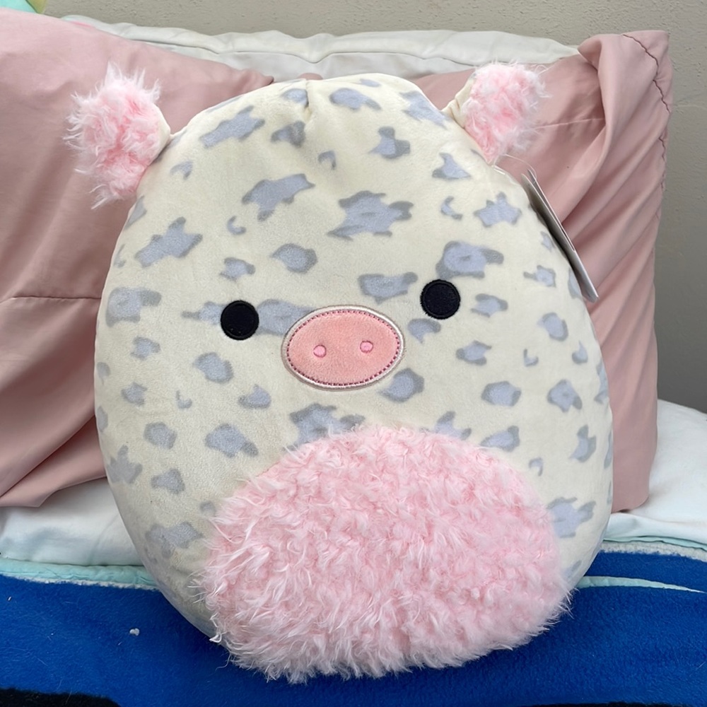 Rosie Sherpa Squishmallow